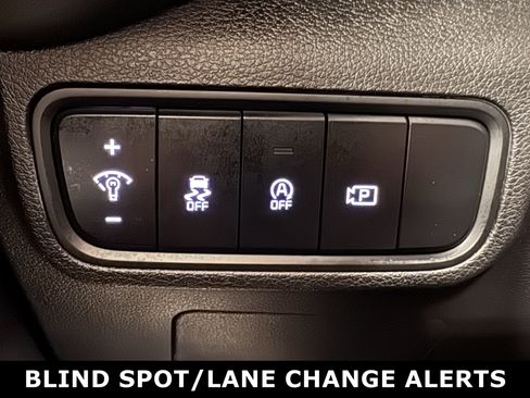 Certified 2024 Kia Soul GT-Line w/ Option Group 020 image 11