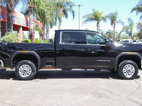 Used 2023 GMC Sierra 2500 SLE w/ SLE Convenience Package AWD/4WD image 10