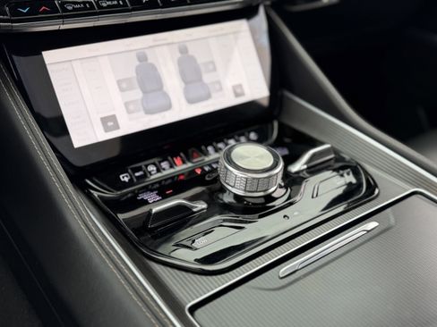 Used 2023 Jeep Grand Wagoneer Series II Obsidian w/ Quick Order Packagew 28T image 17