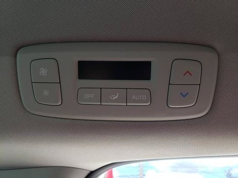 Certified 2024 Kia Carnival EX FWD image 21