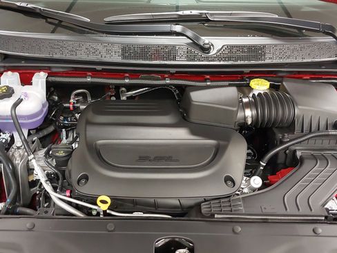 New 2026 Chrysler Pacifica Select image 30