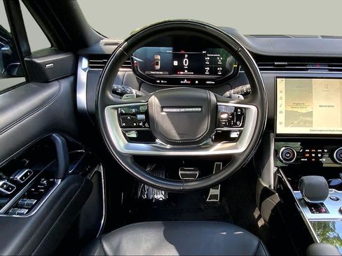 Used 2023 Land Rover Range Rover SE AWD/4WD image 6