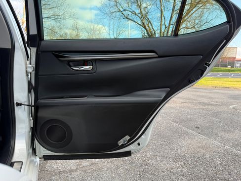 Used 2018 Lexus ES 350 image 18