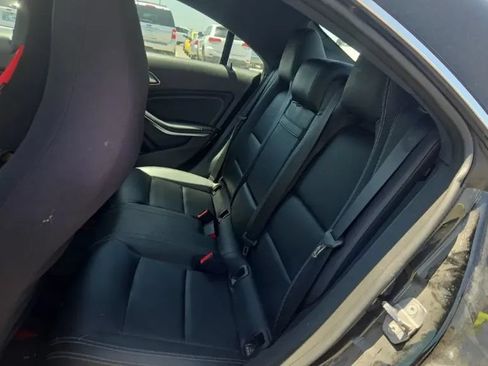 Used 2019 Mercedes-Benz CLA 250 4MATIC image 3
