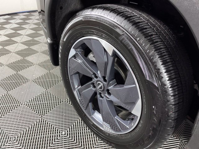 Certified 2026 Nissan Rogue SV FWD image 16