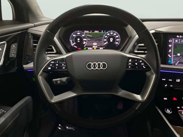 Used 2023 Audi Q4 e-tron Premium Plus RWD image 11