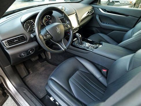 Used 2022 Maserati Levante Modena image 19