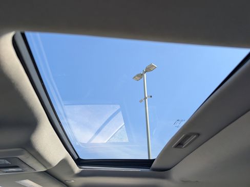 Used 2017 RAM 2500 Laramie w/ Sport Appearance Group image 28