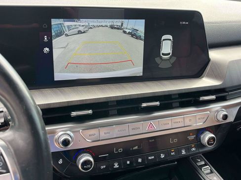 Used 2023 Kia Telluride EX w/ EX Captain's Chair Package AWD/4WD image 25