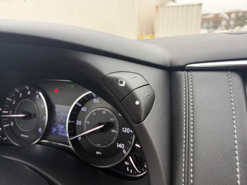 Used 2019 Nissan Armada SL w/ Premium Package image 25