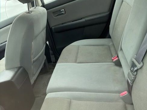 Used 2011 Nissan Sentra 2.0 SR w/ Convenience Pkg FWD image 6
