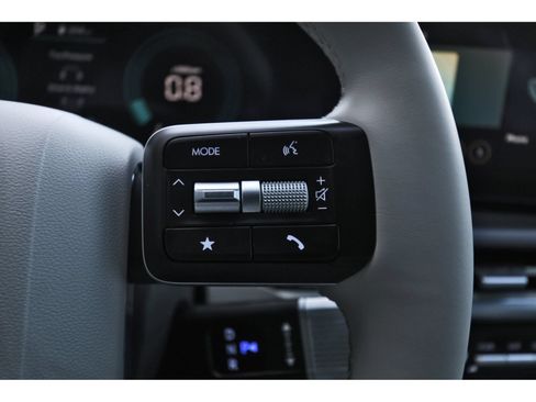 Certified 2026 Hyundai Santa Fe SEL FWD image 18