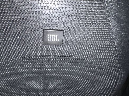 Used 2015 Toyota Sienna Limited image 21