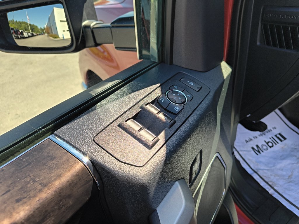 Used 2022 Ford F350 Lariat w/ Chrome Package AWD/4WD image 11