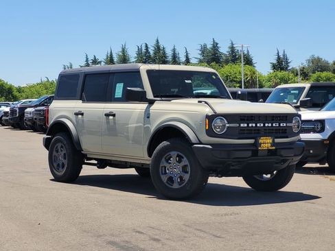 New 2026 Ford Bronco Big Bend AWD/4WD image 1