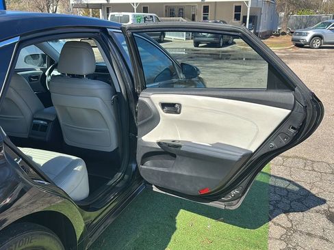 Used 2013 Toyota Avalon XLE Premium image 21