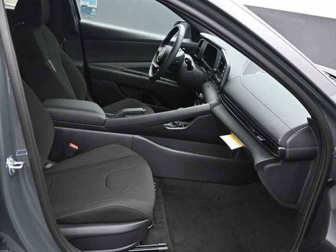 New 2026 Hyundai Elantra Sport FWD image 11