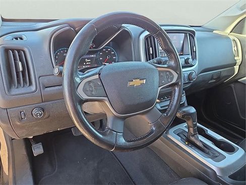 Used 2020 Chevrolet Colorado LT w/ Safety Package image 15