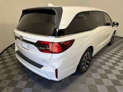 Used 2026 Honda Odyssey EX-L image 6