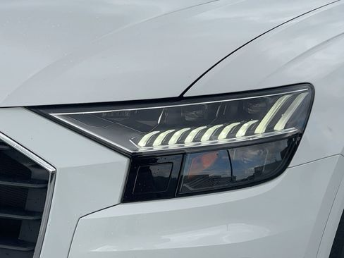 Used 2023 Audi Q8 Premium Plus image 11