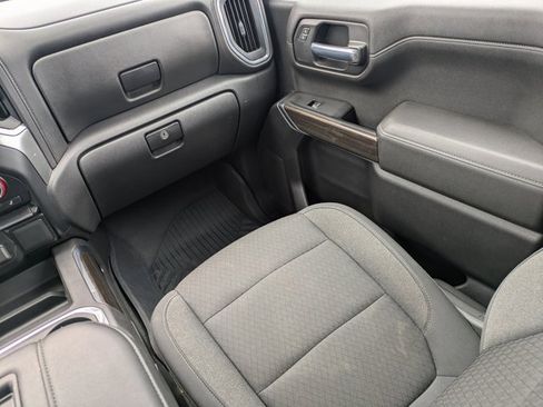 Used 2021 Chevrolet Silverado 1500 LT Trail Boss w/ Bed Protection Package image 18