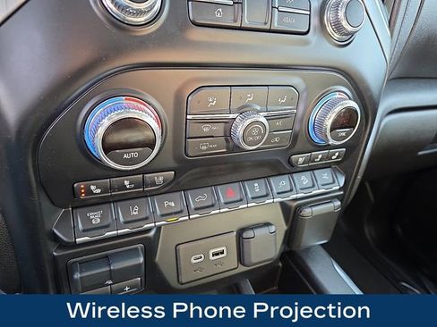 Used 2023 GMC Sierra 3500 Denali w/ Denali Black Diamond Edition image 20