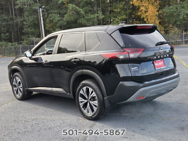 Used 2023 Nissan Rogue SV FWD image 3