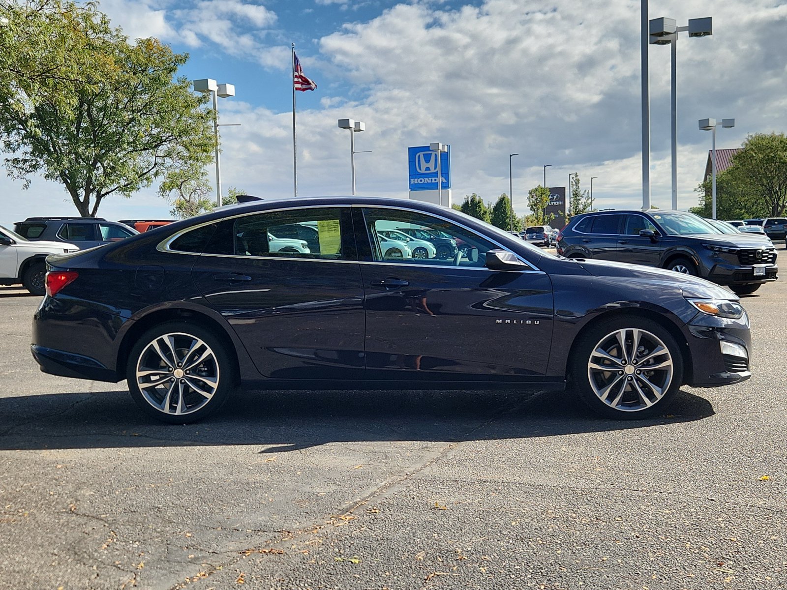 Used 2025 Chevrolet Malibu LT FWD image 6