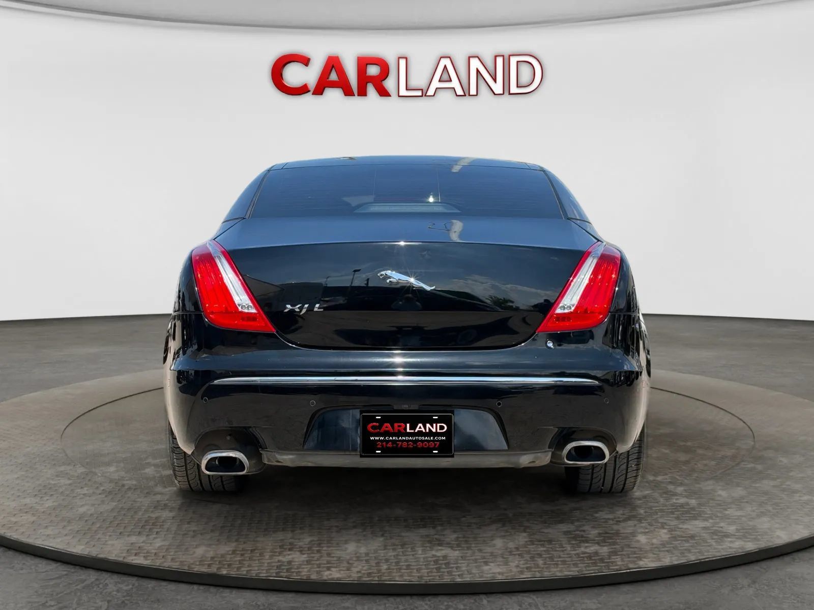 Used 2011 Jaguar XJ L RWD image 5