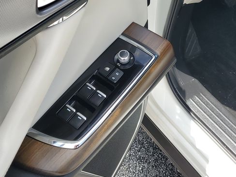 Used 2021 MAZDA CX-9 Signature image 17