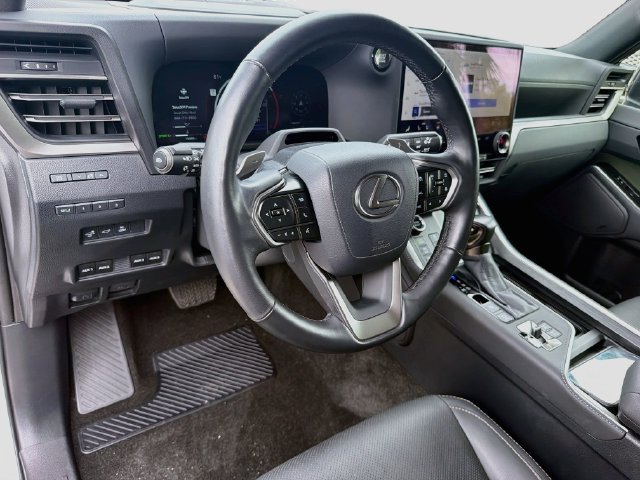 Used 2025 Lexus GX 550 AWD/4WD image 26