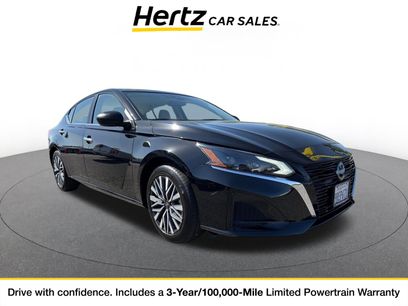 Used 2025 Nissan Altima 2.5 SV