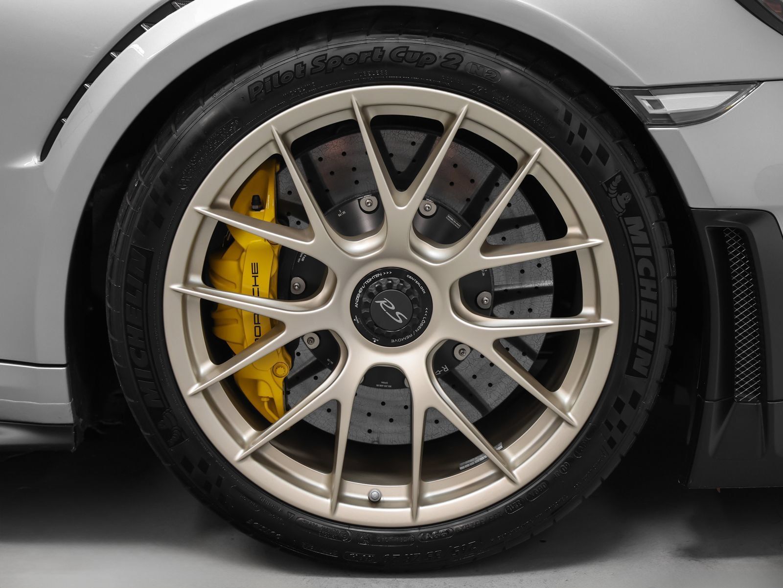 Certified 2018 Porsche 911 GT2 RS RWD image 27