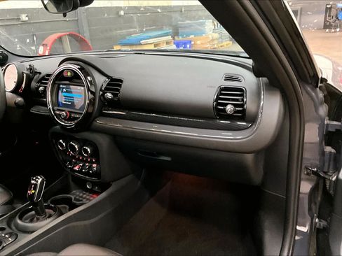 Used 2020 MINI Cooper Clubman S w/ Storage Package AWD/4WD image 18