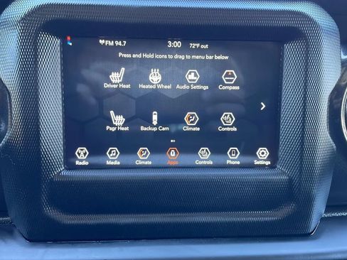 Used 2022 Jeep Wrangler Unlimited Sport AWD/4WD image 19