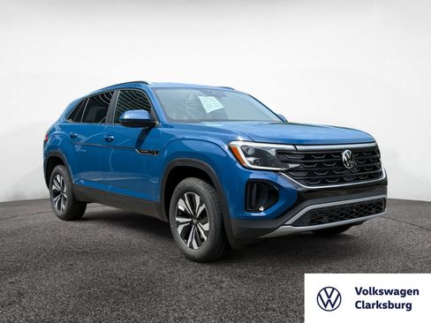 New 2025 Volkswagen Atlas Cross Sport SE image 7