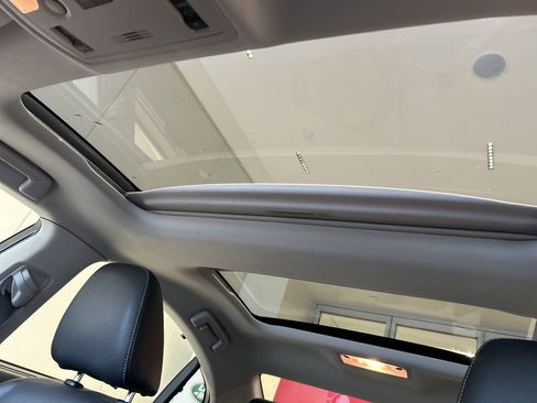 Used 2015 Lexus ES 350 w/ Ultra Luxury Package image 15