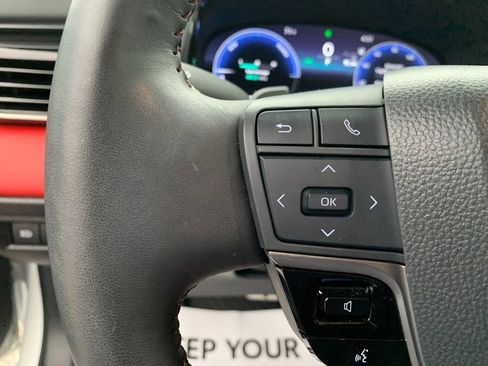 Used 2025 Toyota Camry XSE FWD image 26