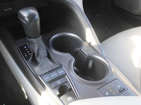 Used 2023 Toyota Camry XSE FWD image 29