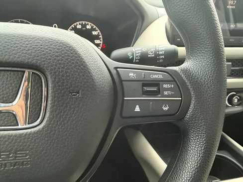 Used 2025 Honda HR-V LX image 24