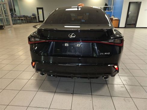 Used 2023 Lexus IS 350 F Sport image 7