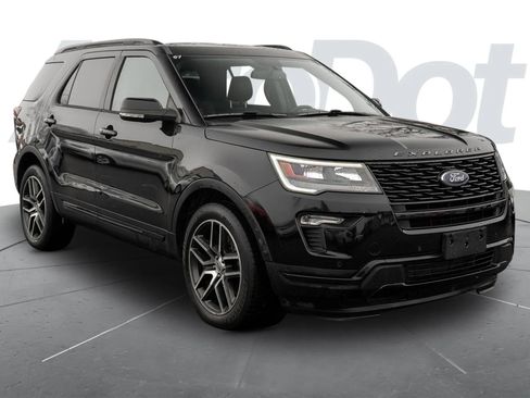 Used 2019 Ford Explorer Sport image 4