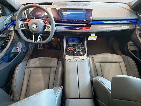 New 2026 BMW M5 Touring image 13