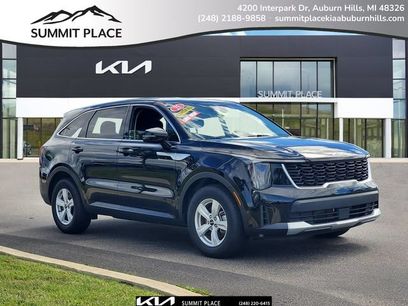 Certified 2025 Kia Sorento LX