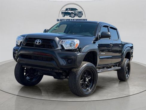 Used 2015 Toyota Tacoma 4x4 Double Cab image 3
