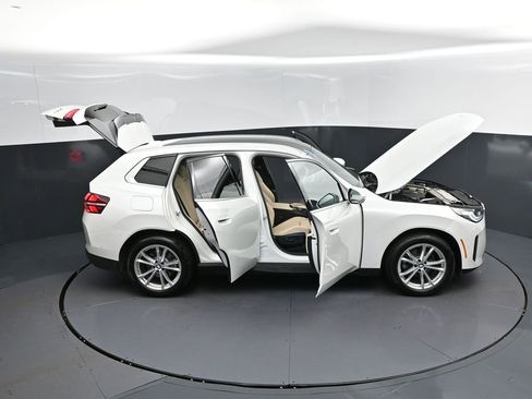 Certified 2025 BMW X3 xDrive30i AWD/4WD image 50