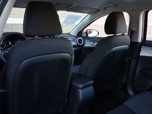 Used 2023 Kia Forte LXS image 17