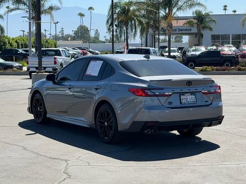 Used 2025 Toyota Camry SE AWD/4WD image 8