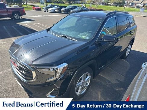 Used 2018 GMC Terrain SLE w/ Driver Convenience Package image 3