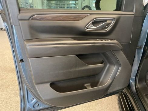 Used 2021 Chevrolet Suburban LS AWD/4WD image 26